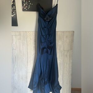 Prom dress size 8, mermaid dress